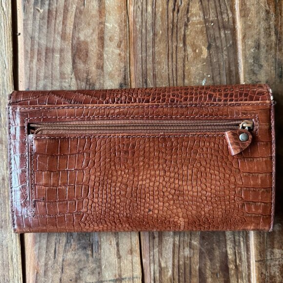 Etienne Aigner Croc Embossed Leather Wallet - Picture 2 of 7